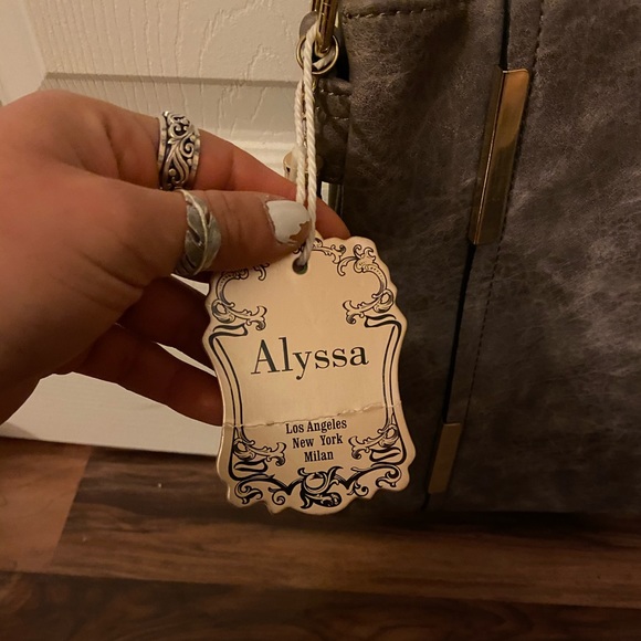 Alyssa Across Body Purse - Picture 7 of 8